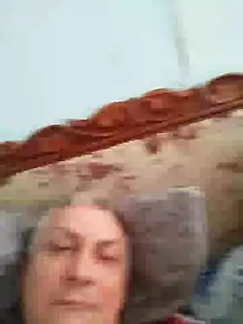  lady red  online show from March 11, 3:33 am