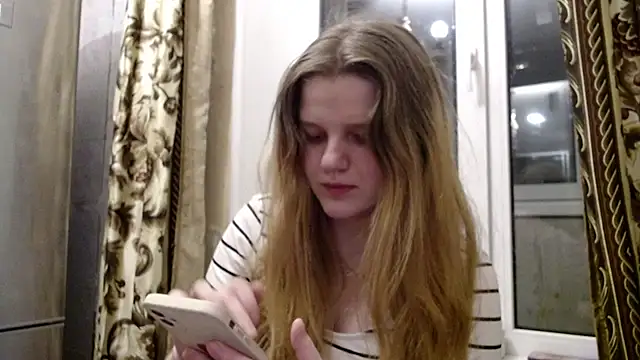 -MimmiLissa- online show from November 24, 12:32 am