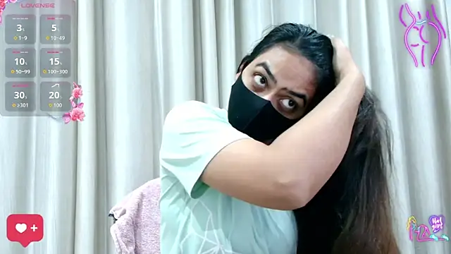 DesiZoya online show from May 8, 10:46 pm
