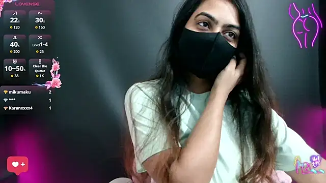 Snapshot of DesiZoya chatting on June 20, 10:26 pm DesiZoya online show from June 20, 10:26 pm