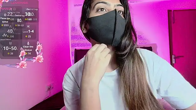 Snapshot of DesiZoya chatting on November 7, 10:46 pm DesiZoya online show from November 7, 10:46 pm