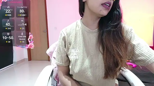 Snapshot of DesiZoya chatting on November 6, 10:25 pm DesiZoya online show from November 6, 10:25 pm