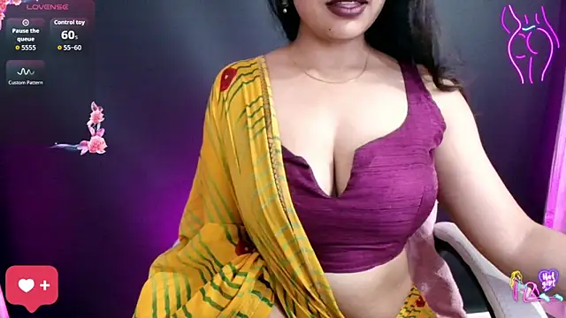 DesiZoya online show from April 20, 4:52 pm