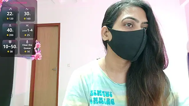 Snapshot of DesiZoya chatting on November 5, 11:30 pm DesiZoya online show from November 5, 11:30 pm