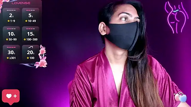 Snapshot of DesiZoya chatting on November 17, 10:58 pm DesiZoya online show from November 17, 10:58 pm