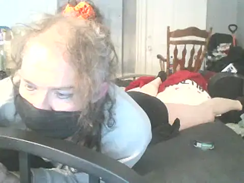 Valarie83 online show from January 25, 12:48 am