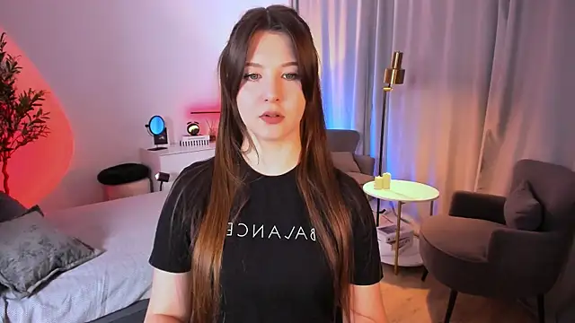 ElizaMild online show from March 11, 1:16 pm