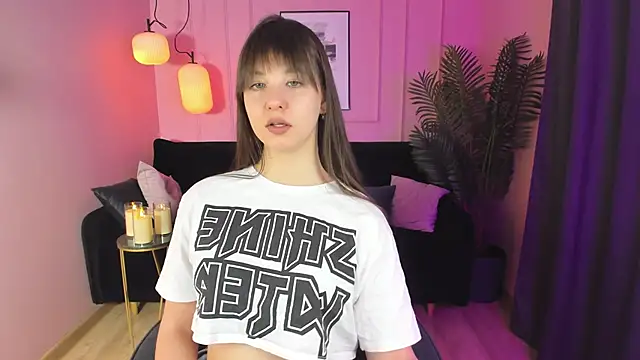 ElizaMild online show from March 13, 4:56 pm