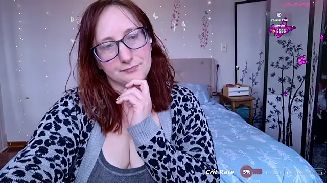 WickedAphrodite online show from May 3, 8:12 pm