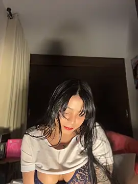 Naiara sex online show from April 21, 5:47 am