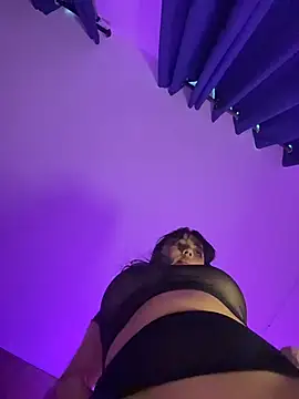 Naiara sex online show from February 26, 10:32 pm