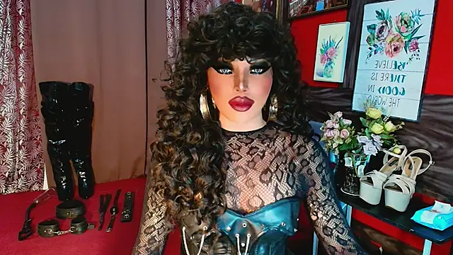 trixxielicious online show from January 18, 2:20 pm