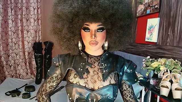 trixxielicious online show from February 21, 1:51 am