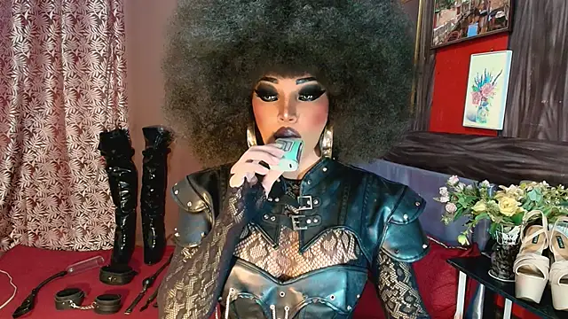 trixxielicious online show from February 23, 6:47 am