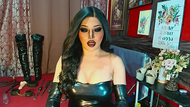 trixxielicious online show from May 21, 1:25 am
