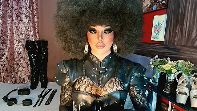 trixxielicious online show from February 14, 12:44 am