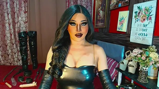 trixxielicious online show from June 1, 5:40 am