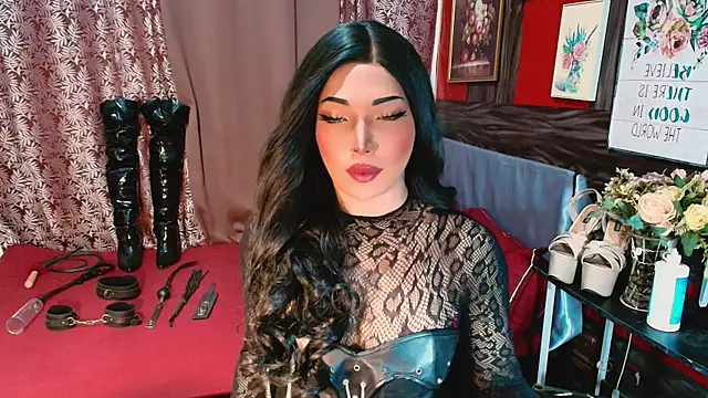 trixxielicious online show from May 14, 2:25 pm