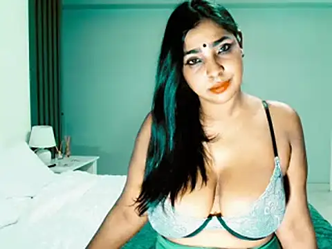 apishkagalmon online show from October 6, 6:25 am