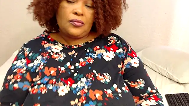 zandile online show from November 12, 6:39 am