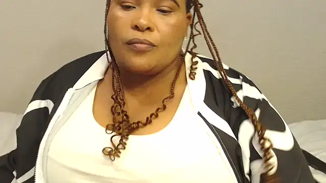 zandile online show from September 24, 5:19 pm