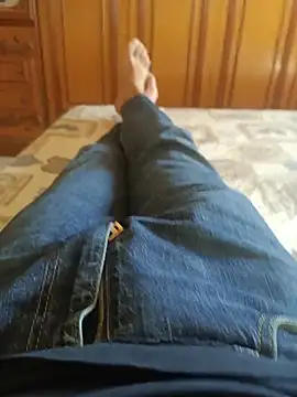 Bobby967 online show from April 8, 8:49 am