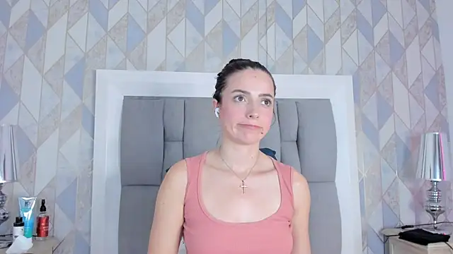 Snapshot of Princsgirl_ chatting on January 5, 6:44 pm Princsgirl online show from January 5, 6:44 pm