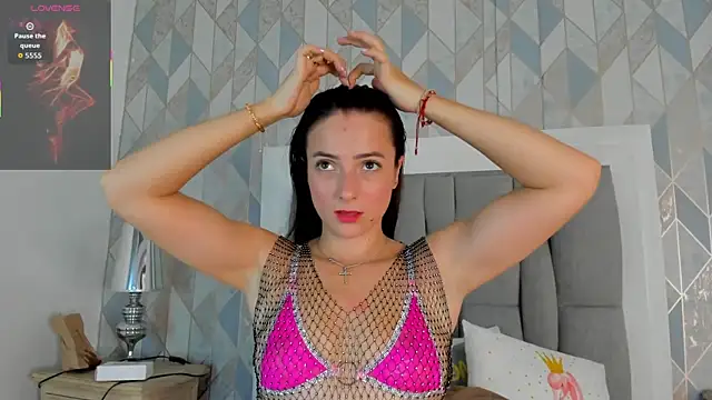 Princsgirl  online show from October 21, 7:46 pm