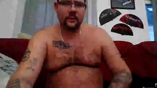 Snapshot of sexykevin17cm chatting on February 23, 6:25 am sexykevin17cm online show from February 23, 6:25 am