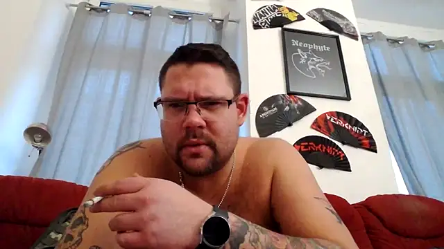 Snapshot of sexykevin17cm chatting on January 13, 3:38 pm sexykevin17cm online show from January 13, 3:38 pm