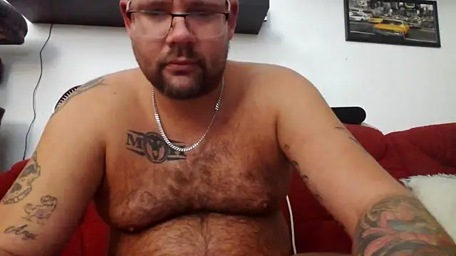 Snapshot of sexykevin17cm chatting on November 22, 11:58 pm sexykevin17cm online show from November 22, 11:58 pm