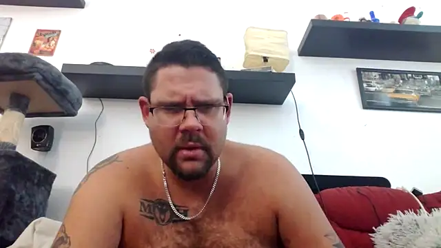 Snapshot of sexykevin17cm chatting on November 4, 2:10 pm sexykevin17cm online show from November 4, 2:10 pm