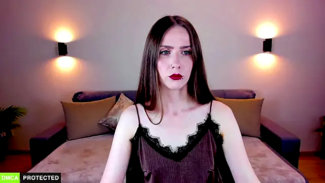 Snapshot of TheWoman__ chatting on December 18, 6:56 pm TheWoman online show from December 18, 6:56 pm