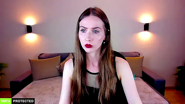 Snapshot of TheWoman__ chatting on November 18, 7:06 pm TheWoman online show from November 18, 7:06 pm