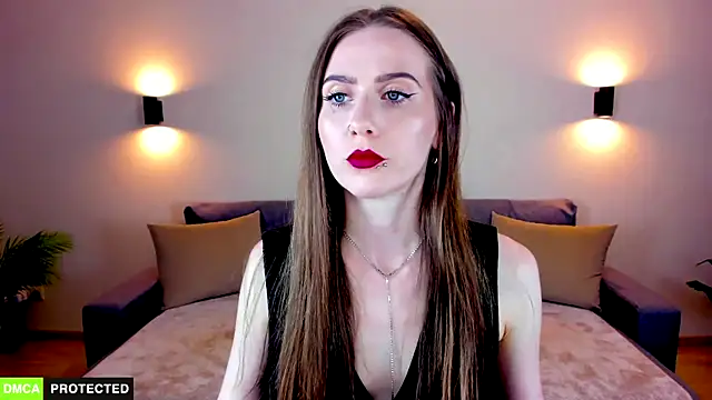 TheWoman   online show from September 16, 6:42 pm