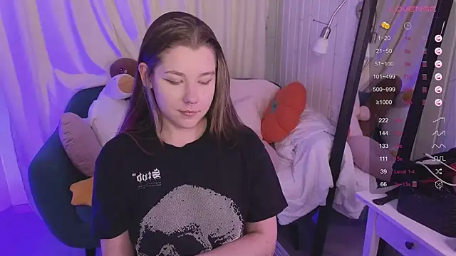 Mira Falls online show from May 27, 1:57 am