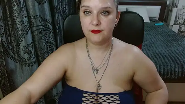 Snapshot of Boolochka chatting on June 9, 7:26 pm Boolochka online show from June 9, 7:26 pm