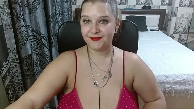 Snapshot of Boolochka chatting on June 30, 7:14 pm Boolochka online show from June 30, 7:14 pm