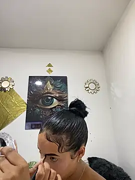 Shantal Lovee online show from March 27, 5:25 pm