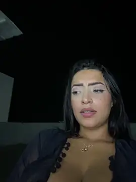 Snapshot of Shantal_Lovee chatting on January 15, 2:38 am Shantal Lovee online show from January 15, 2:38 am