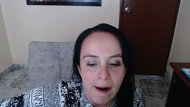 Snapshot of antara_hotgirl chatting on October 15, 7:44 pm antara hotgirl online show from October 15, 7:44 pm