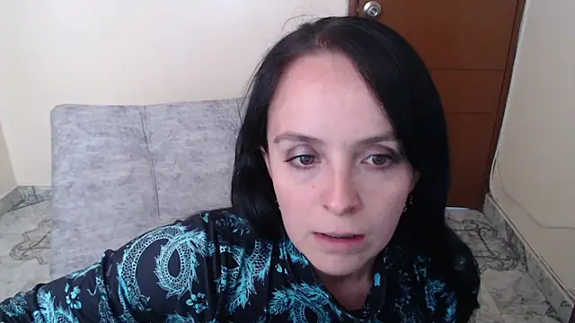 Snapshot of antara_hotgirl chatting on February 9, 5:01 pm antara hotgirl online show from February 9, 5:01 pm