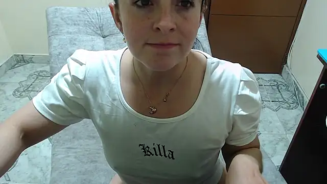 Snapshot of antara_hotgirl chatting on November 26, 10:21 pm antara hotgirl online show from November 26, 10:21 pm