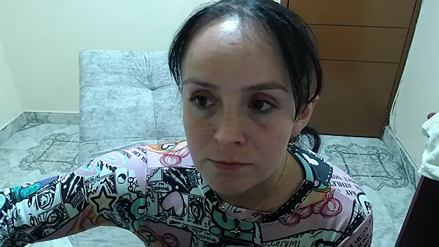 Snapshot of antara_hotgirl chatting on November 12, 9:29 pm antara hotgirl online show from November 12, 9:29 pm