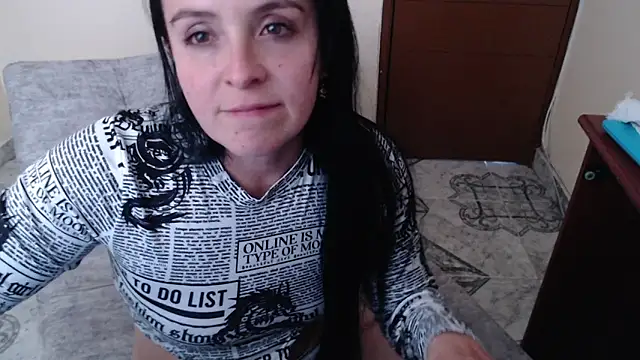 Snapshot of antara_hotgirl chatting on September 27, 8:15 pm antara hotgirl online show from September 27, 8:15 pm