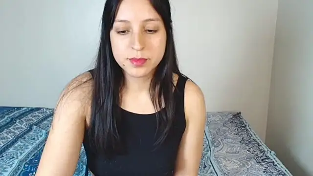 Snapshot of Chanelsexyy chatting on November 19, 9:15 pm Chanelsexyy online show from November 19, 9:15 pm