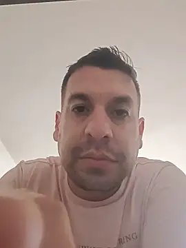 Snapshot of Nano198301 chatting on May 28, 3:18 pm Nano198301 online show from May 28, 3:18 pm