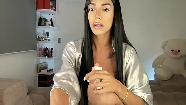 Michell simons online show from March 11, 1:37 am