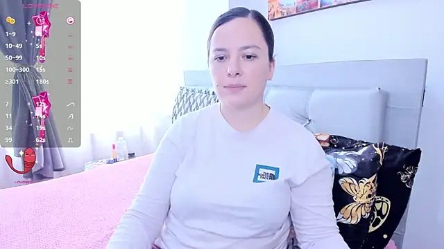 Snapshot of angelaagomez chatting on June 6, 5:51 pm angelaagomez online show from June 6, 5:51 pm