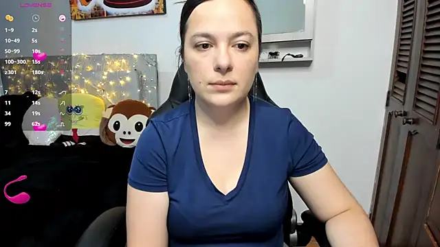 angelaagomez online show from November 11, 6:47 pm